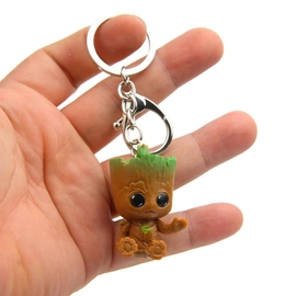 Baby Groot kulcstartó - Ülő