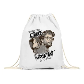 Fehér A nagy pénzrablás tornazsák - Important part of war