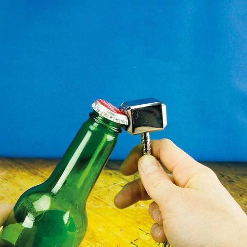 Thor kalapácsa sörnyitó kulcstartó