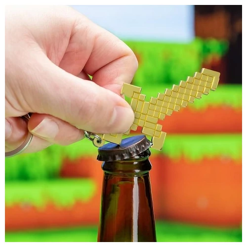 Minecraft kulcstartó, üvegnyitó gyémántkard formájú 
