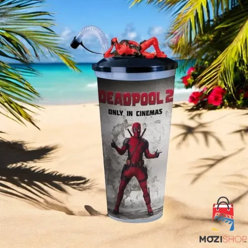 Deadpool 2 pohár és fekvő Deadpool topper, figura