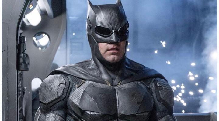 Videón Batman új ruhája