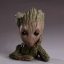 Baby Groot virágtartó, tolltartó 