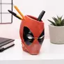 Kép 3/7 - Deadpool asztali kaspó és tolltartó