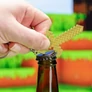 Minecraft kulcstartó, üvegnyitó gyémántkard formájú 