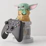 Star Wars The Mandalorian Baby Yoda telefon és konzol kontroller tartó figura töltéshez